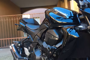 Kawasaki Z750 nera (2009) DEPOTENZIATA a libretto
