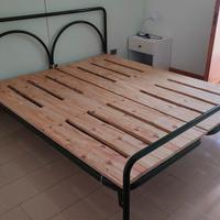 Letto matrimoniale 