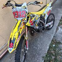 cross suzuki rm 125 2 tempi 2006