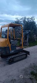 Escavatore Volvo Ec15B