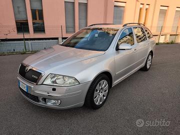 Skoda Octavia 2.0 170CV TDI F.AP. Wagon RS