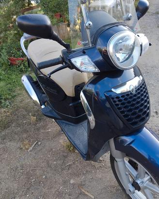 Aprilia scarabeo 200i.e.