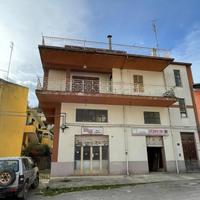 Casa singola su 3 piani