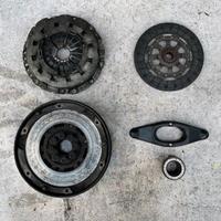 Kit volano/frizione BMW 316i 2002 1900cc benzina