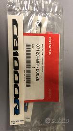 Adesivo codino Honda CB 1000 R 87123MFND00ZB