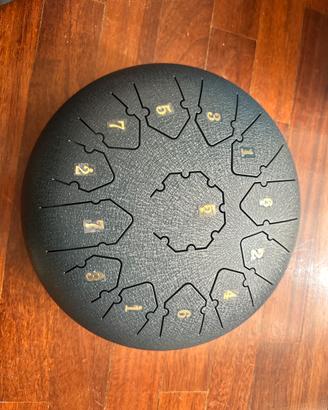 steel tongue drum / tamburo a lingue d’acciaio