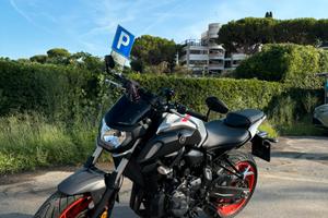 YAMAHA MT-07 2020 35kw x patente A2