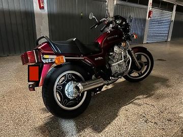 MOTO HONDA GL 500 SILVER WING 1982
