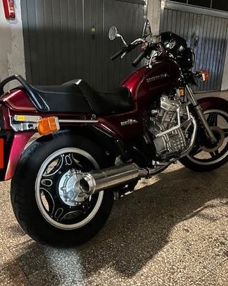 MOTO HONDA GL 500 SILVER WING 1982