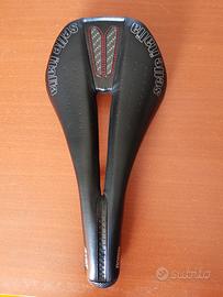sella selle Italia carbonio nuova