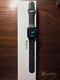 Apple watch serie 3 38 mm. Leggi descrizione.