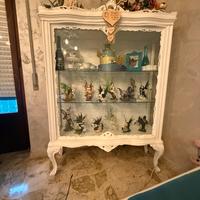 Vetrina cristalliera Chippendale Shabby
