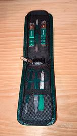 Set manicure completo di astuccio ed accessori