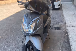 Scooter Sym Symphony SR 50