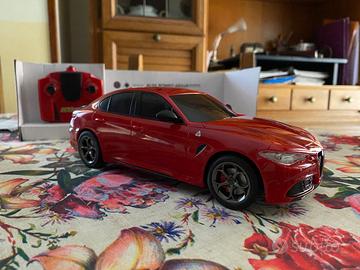 Alfa Romeo Giulia Quadrifoglio Verde - Originale