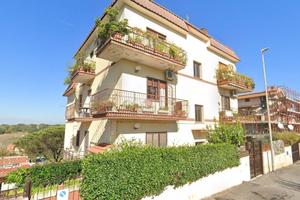Appartamento di 80 m² con 3 locali a Roma