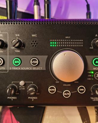 Mackie  Big Knob Studio