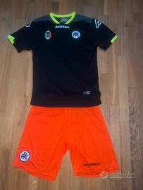 Completo spezia pantaloncini e maglietta 20/21