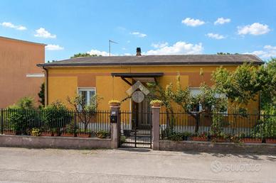 CASA INDIPENDENTE A ROSETO DEGLI ABRUZZI