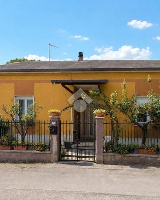 CASA INDIPENDENTE A ROSETO DEGLI ABRUZZI