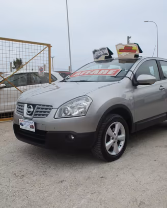 Nissan Qashqai 1.5 dCi 140.000 KM MOLTO BELLA
