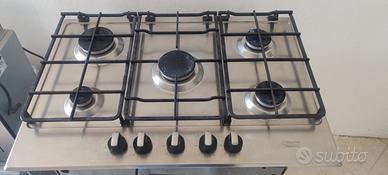 Piano cottura + Cappa + Lavello (a doppia vasca)