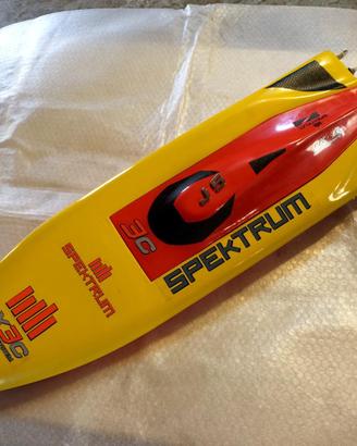 Motoscafo RC SPEKTRUM Scala 1/8