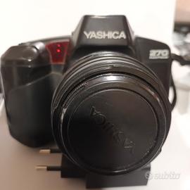MACCHINA FOTOGRAFICA YASHICA 270AF