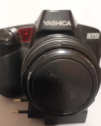 MACCHINA FOTOGRAFICA YASHICA 270AF