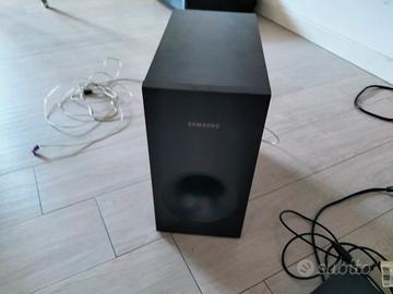 Subwoofer e alimentatore Samsung soundbar hw-355
