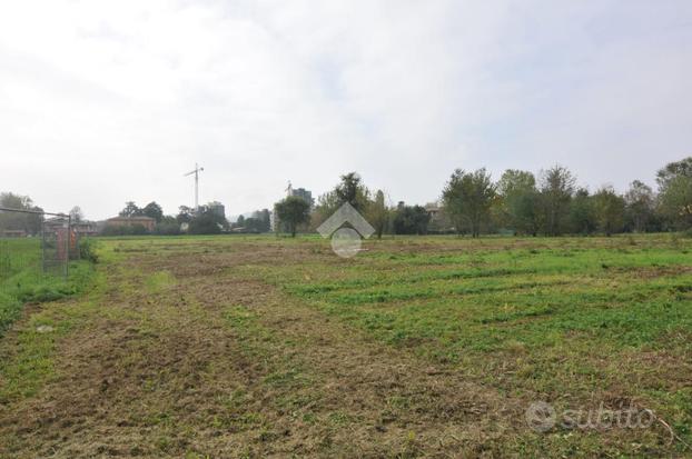 TERRENO A BOLOGNA