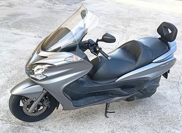 Yamaha Majesty 400 restyling