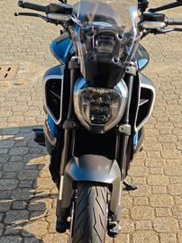 Ducati Diavel V4