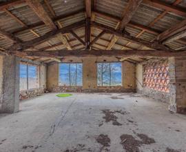 Tenuta di 37 ettari nel Parco Naturale di Monte Gi