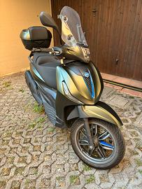 Beverly S 400 VERDE JUNGLE