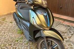 Piaggio Beverly S 400 VERDE JUNGLE