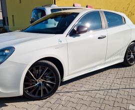 Alfa Romeo Giulietta Quadrifoglio 175 240cv turbo 