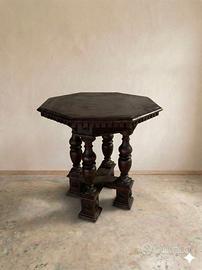 Tavolino antico ottagonale Neorinascimento