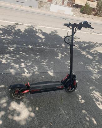 Majestic Lewis 500w - Monopattino Elettrico