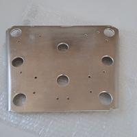 Piastra alluminio x bauletto, con attacchi GIVI