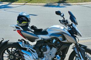 MV AGUSTA STRADALE 800 COME NUOVA 