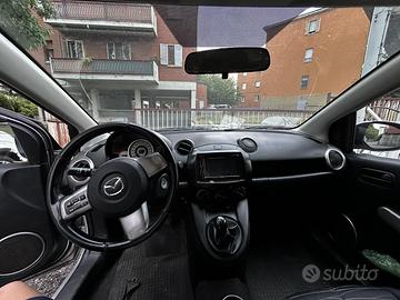 Mazda 2 2008