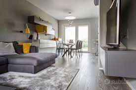 Bell'appartamento con 2 ampie camere con garage