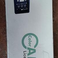 Retrocamera posteriore con portatarga per auto.