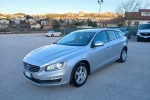 Volvo V60 1.6 D2 115CV SW AUTO 2015