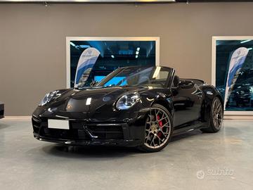 Porsche 911 992 PROMO - CARRERA 4S CABRIO LIFT MAT