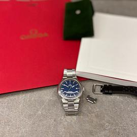 Omega Genève Dynamic