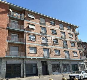 Ciriè (TO) - Locali Uso Ufficio in Posizione Strat