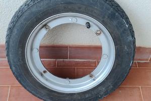 Ruota di scorta con supporto per vespa 50 special