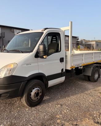 Iveco Daily MASSIF 25S15 3.0 HPI 146 CV SW 5p